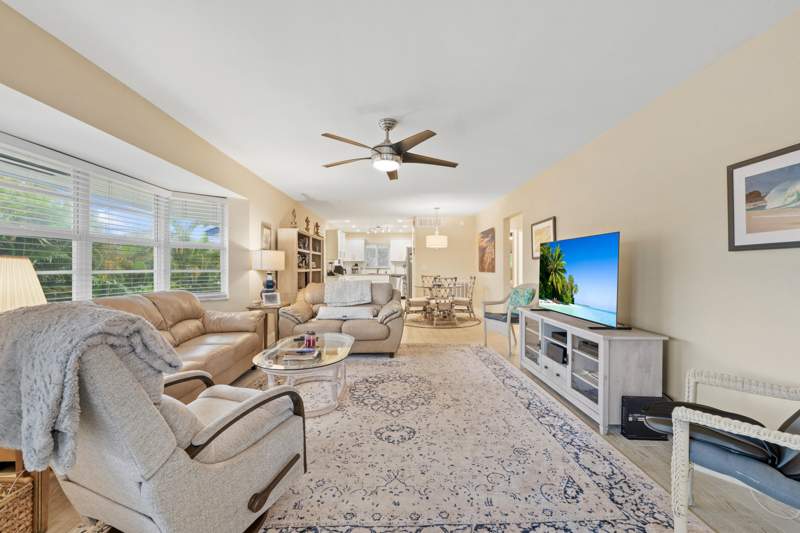 2 bedroom Condominium at 2 Garden Street #201M, Tequesta Garden Condo 6, Tequesta — photo 2