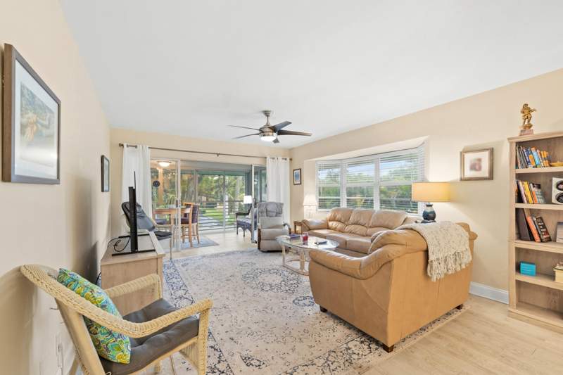2 bedroom Condominium at 2 Garden Street #201M, Tequesta Garden Condo 6, Tequesta — photo 4