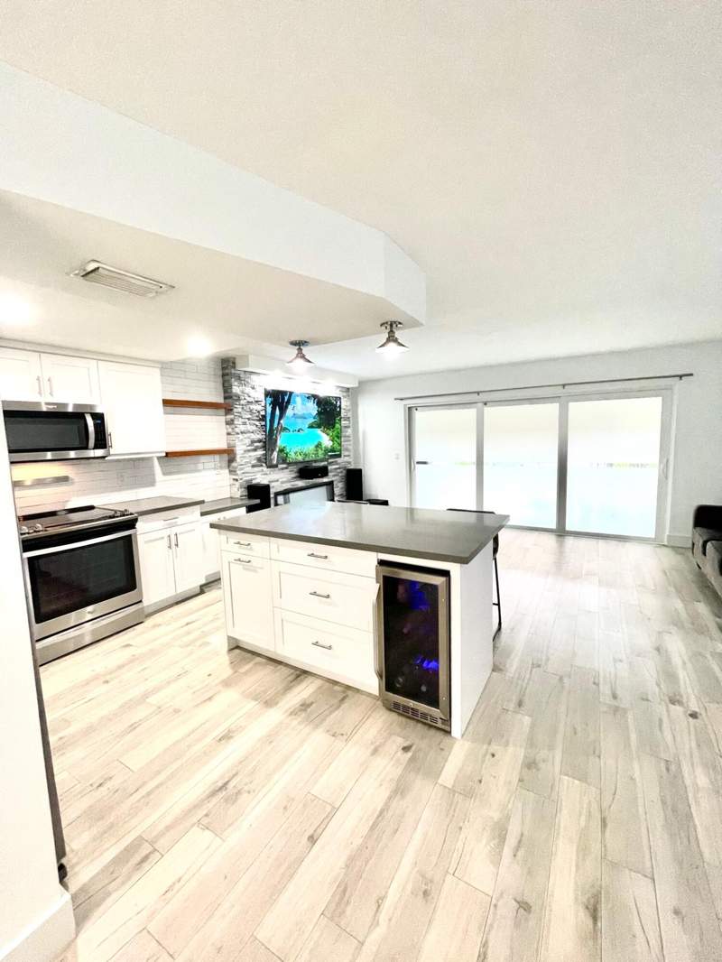 1 bedroom Condominium at 342 Southwind Drive #123, River Key Condo, North Palm Beach — photo 4