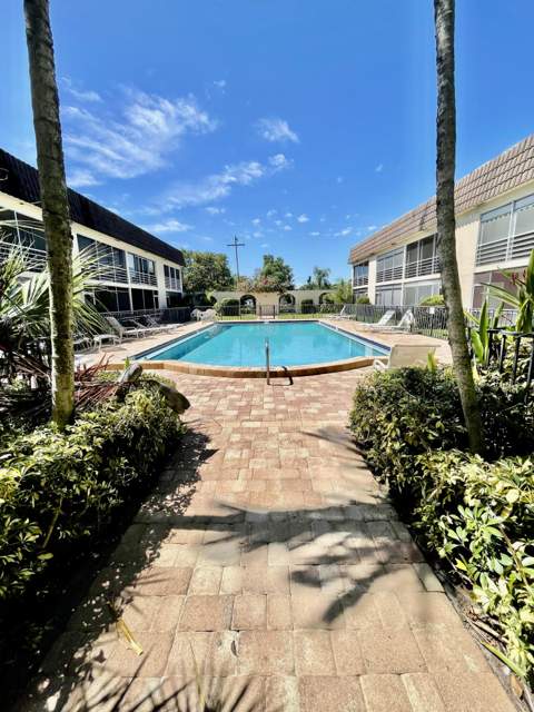 342 Southwind Drive #123, North Palm Beach FL - photo 12 of 13