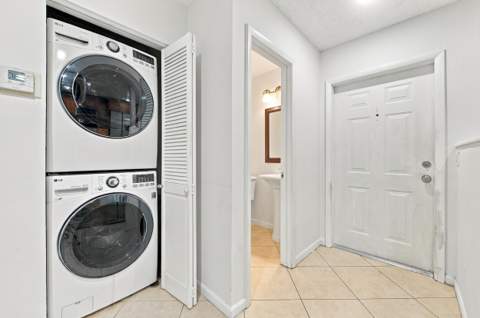 4153 Coral Springs Drive, Coral Springs FL - photo 10 of 39