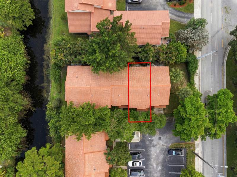 2 bedroom Townhouse at 4153 Coral Springs Drive, Lovins Townhouses Condo, Coral Springs — photo 3
