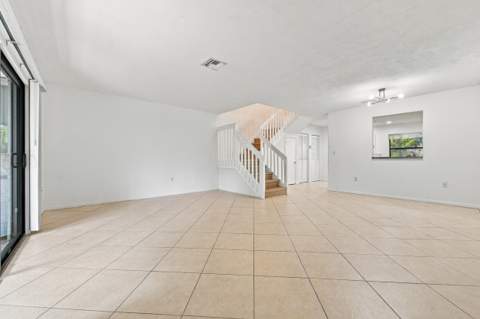 4153 Coral Springs Drive, Coral Springs FL - photo 12 of 39