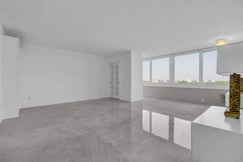 201 N Riverside Drive ##802, Pompano Beach FL - photo 16 of 50