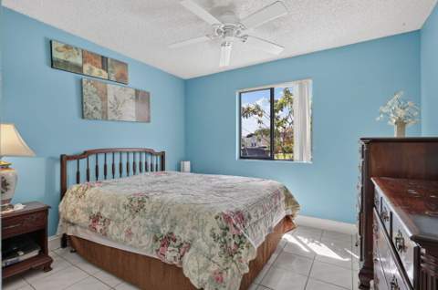6181 Country Fair Circle, Boynton Beach FL - photo 16 of 57