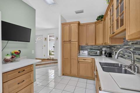 6181 Country Fair Circle, Boynton Beach FL - photo 12 of 57