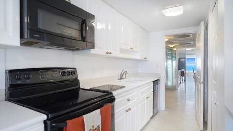 3500 Galt Ocean Drive #807, Fort Lauderdale FL - photo 10 of 40