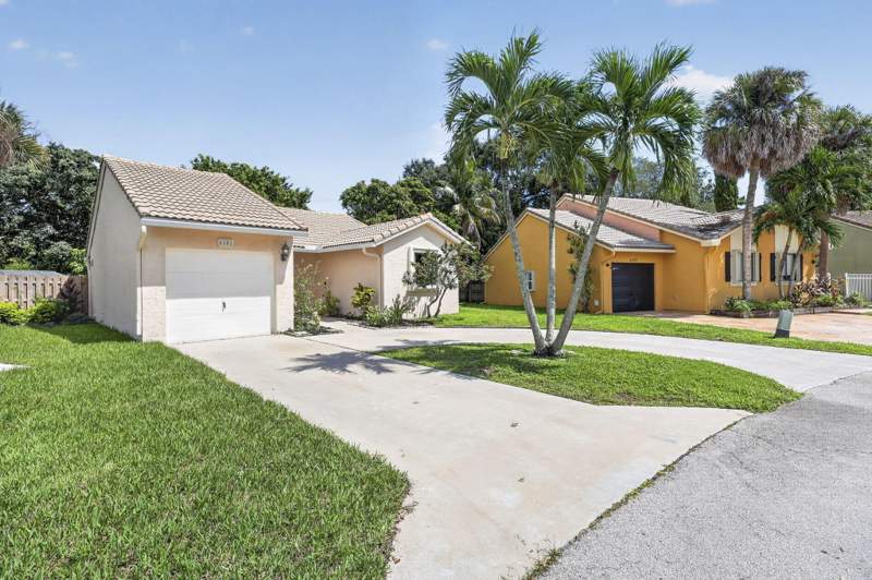 3 bedroom Single Family Residence at 6181 Country Fair Circle, Briarridge 1, Boynton Beach — photo 2