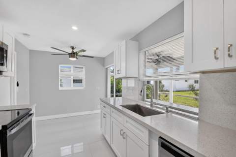 1404 SW 22nd Avenue, Boynton Beach FL - photo 17 of 76