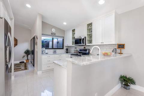 7863 Dundee Lane, Delray Beach FL - photo 14 of 76