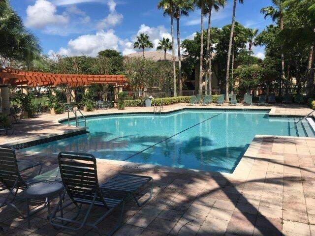 2 bedroom Condominium at 4159 N Haverhill Road #1322, Grand Isles Condo, West Palm Beach — photo 3
