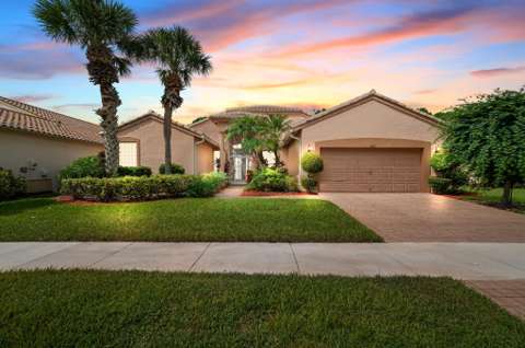 483 NW Blue Lake Drive, home for sale on NW Blue Lake Drive