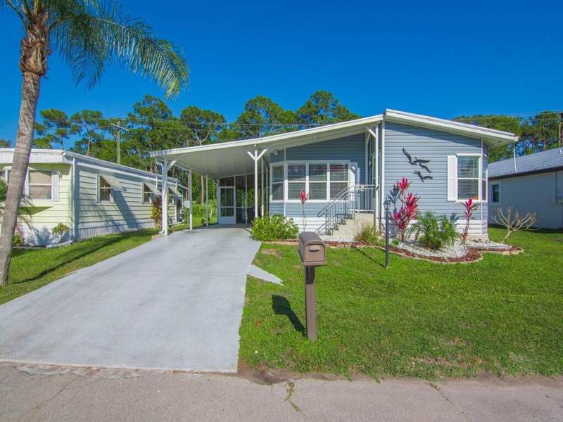 2 bedroom Manufactured Home at 22 Mediterranean Boulevard, Spanish Lakes One, Port St. Lucie — photo 3