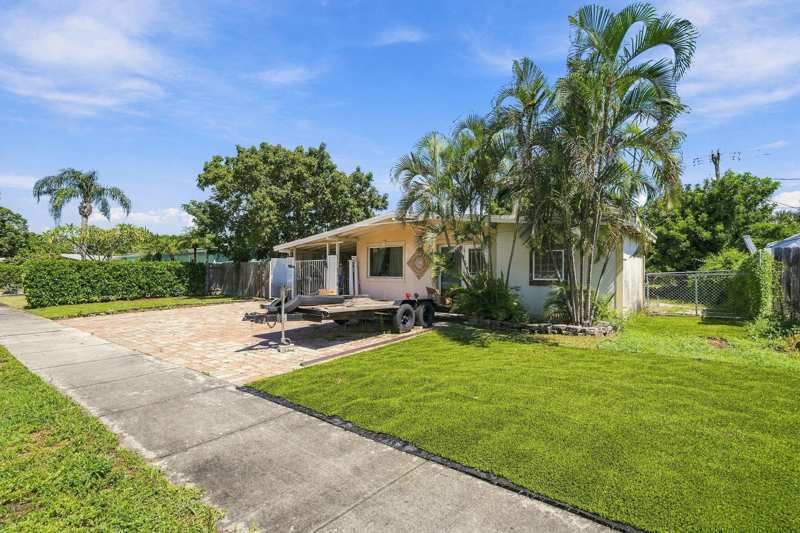 3 bedroom Single Family Residence at 4320 NE 18th Avenue, Pompano Beach Highlands 4th Sec, Pompano Beach — photo 1
