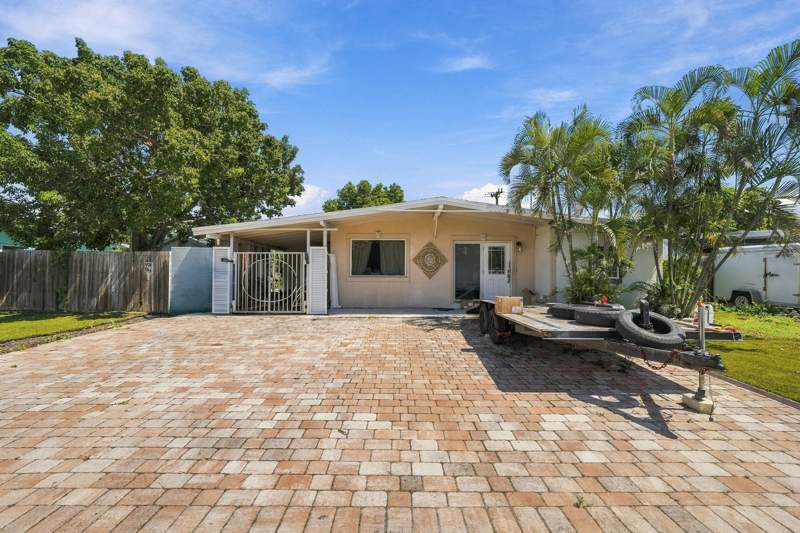 3 bedroom Single Family Residence at 4320 NE 18th Avenue, Pompano Beach Highlands 4th Sec, Pompano Beach — photo 3