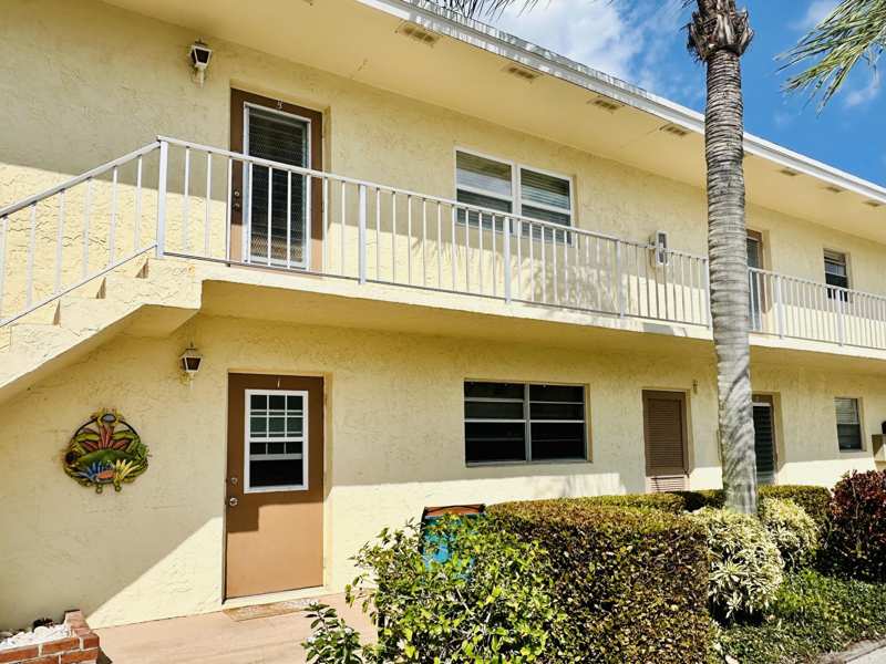 1 bedroom Condominium at 2950 SE Ocean Boulevard #130-6, Kingswood Condo 3, Stuart — photo 1