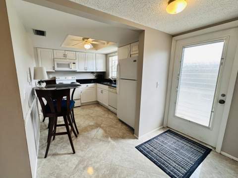 2950 SE Ocean Boulevard #130-6, Stuart FL - photo 7 of 17