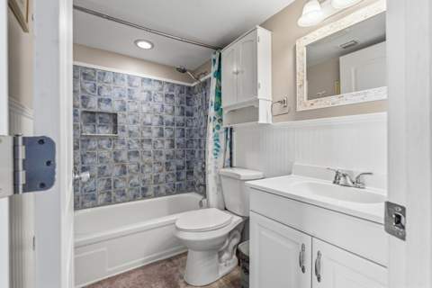2400 NE 16th Street #212, Pompano Beach FL - photo 9 of 34