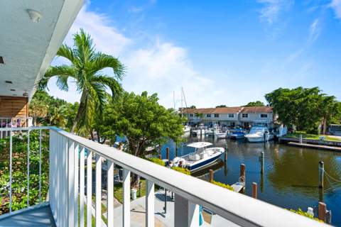 2400 NE 16th Street #212, Pompano Beach FL - photo 16 of 34