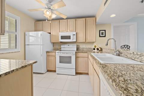 601 S Seas Drive #204, Jupiter FL - photo 7 of 48