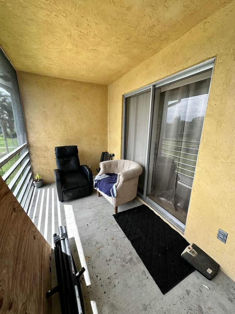 2 bedroom Condominium at 2200 Springdale Boulevard #303, Village Green 4 Condo, Palm Springs — photo 2