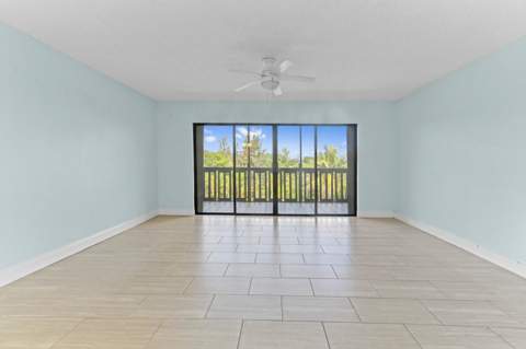 1021 Mockingbird Lane #415, Plantation FL - photo 7 of 34