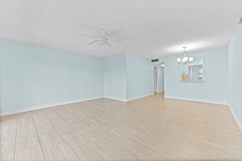 1021 Mockingbird Lane #415, Plantation FL - photo 11 of 34