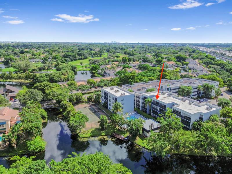 2 bedroom Condominium at 1021 Mockingbird Lane #415, Manaranda Village, Plantation — photo 3