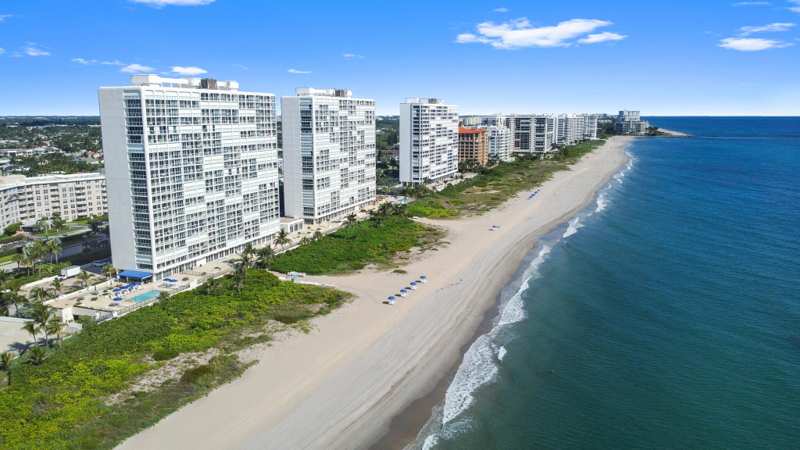 2 bedroom Condominium at 2800 S Ocean Boulevard #22-K, Ocean Towers Condominium, Inc., Boca Raton — photo 1