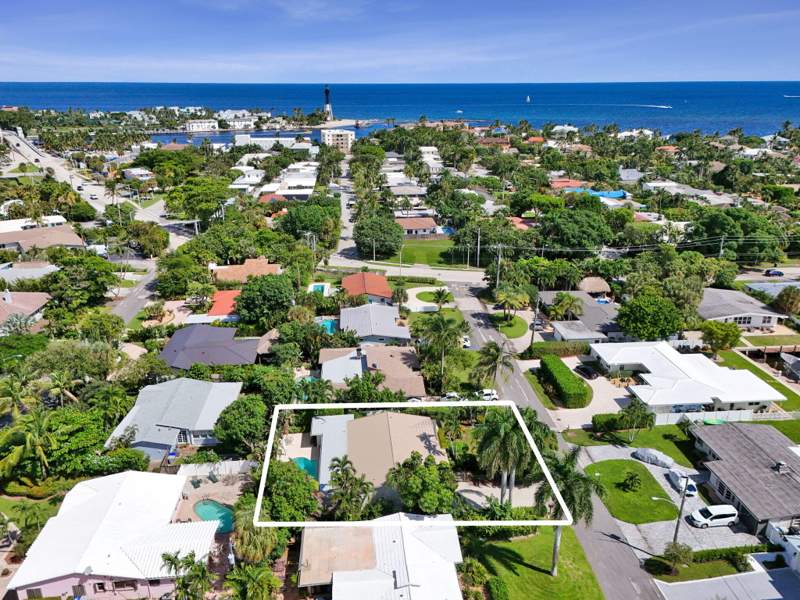 3 bedroom Single Family Residence at 3207 Dover Road, Hillsboro Shores Sec, Pompano Beach — photo 3
