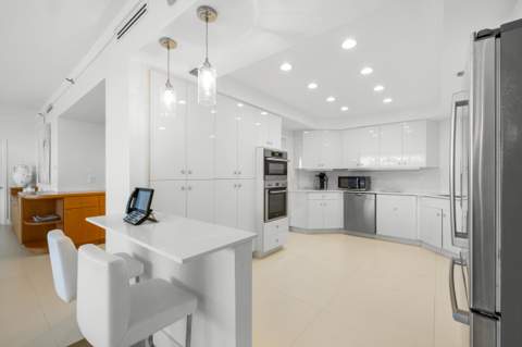 2100 S Ocean Boulevard, Palm Beach FL - photo 9 of 22