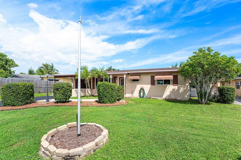 3 bedroom Single Family Residence at 740 Caroline Avenue, Lake Belvedere Estates, West Palm Beach — photo 2