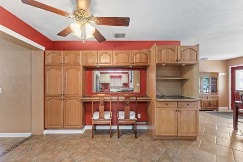 740 Caroline Avenue, West Palm Beach FL - photo 12 of 35
