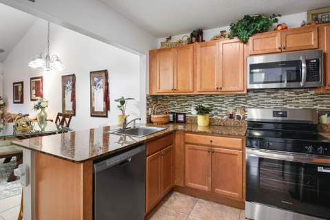 4155 Palm Bay Circle #C, West Palm Beach FL - photo 9 of 47