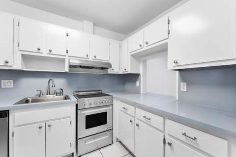 2050 NE 39th Street #E307, Lighthouse Point FL - photo 13 of 29
