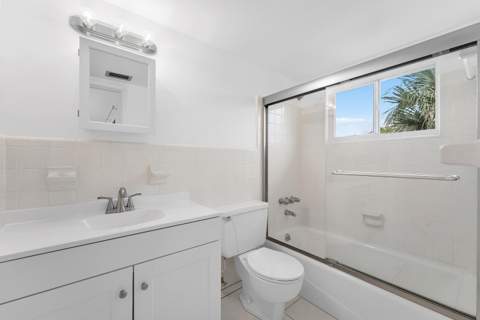 2050 NE 39th Street #E307, Lighthouse Point FL - photo 23 of 29