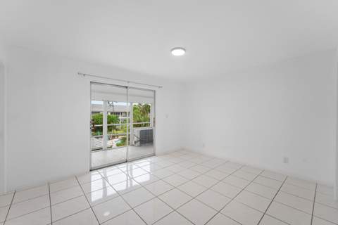 2050 NE 39th Street #E307, Lighthouse Point FL - photo 18 of 29