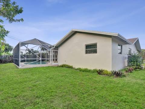 4850 NW 5th Terrace, Boca Raton FL - photo 7 of 50