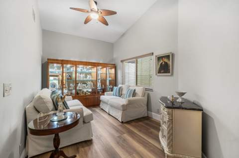 137 Meander Circle, Royal Palm Beach FL - photo 19 of 30