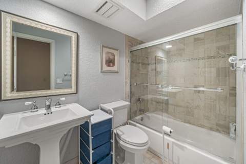 137 Meander Circle, Royal Palm Beach FL - photo 20 of 30
