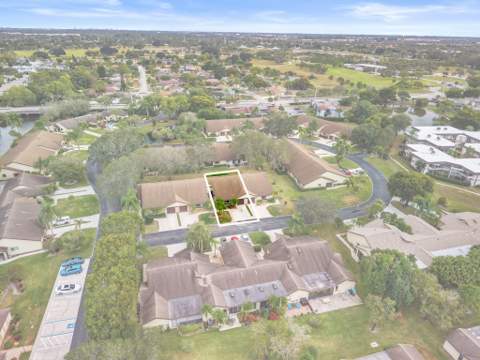 137 Meander Circle, Royal Palm Beach FL - photo 24 of 30