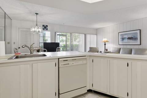 1605 S Us Highway 1 #V6-106, Jupiter FL - photo 12 of 33