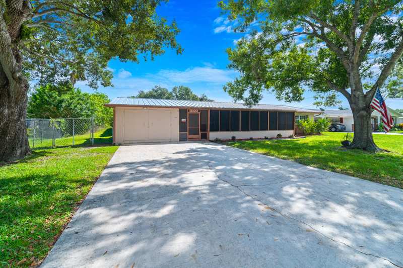 2 bedroom Single Family Residence at 3320 Sunrise Boulevard, Maravilla Heights Subdivision, Fort Pierce — photo 1