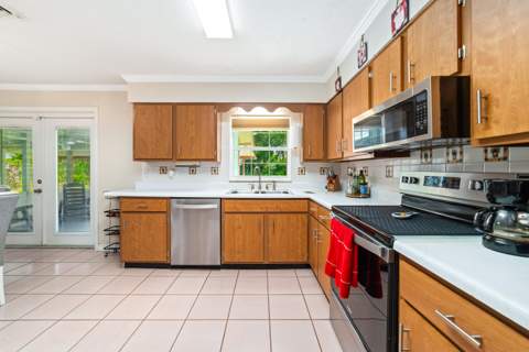 3320 Sunrise Boulevard, Fort Pierce FL - photo 10 of 37