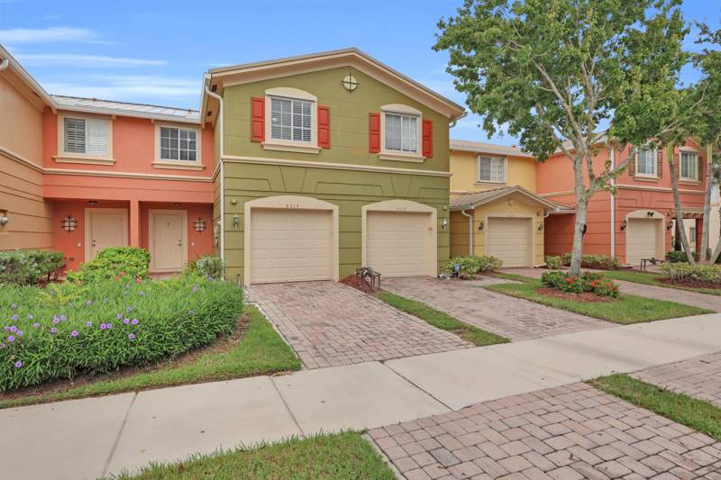 3 bedroom Townhouse at 5313 SE Jennings Lane, Martins Crossing, Stuart — photo 3