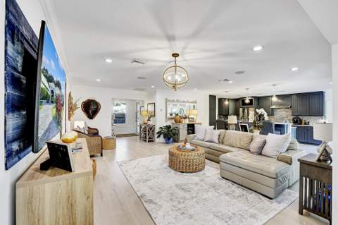 4866 S Lake Drive, Boynton Beach FL - photo 11 of 35