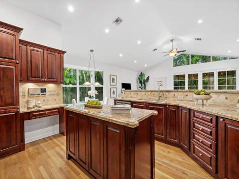 1207 Manor Drive, Weston FL - photo 18 of 41
