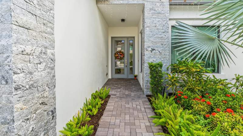 5 bedroom Single Family Residence at 20050 Hirono Lane, Boca Raton Golf Course Pud, Boca Raton — photo 3