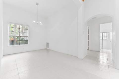 6389 Cortona Street, Lake Worth FL - photo 10 of 42