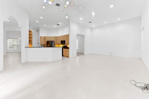 6389 Cortona Street, Lake Worth FL - photo 14 of 42